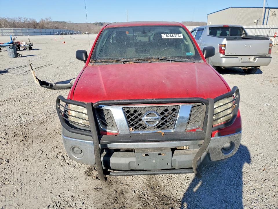 2011 Nissan Frontier s