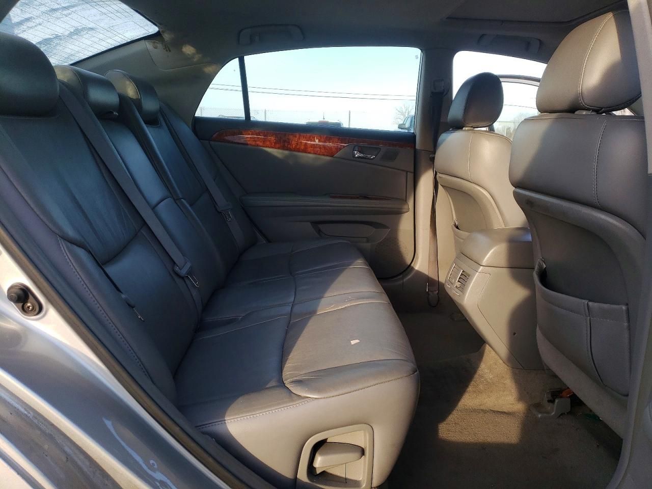 2005 Toyota Avalon xl