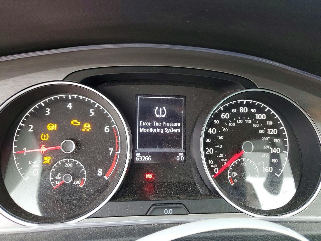 2017 Volkswagen Golf s