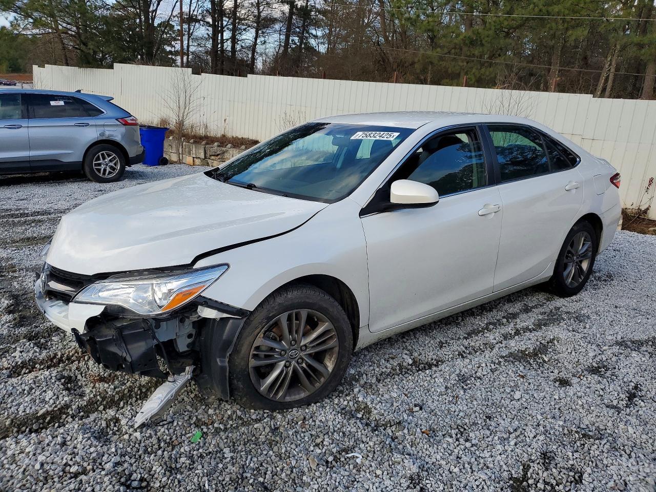 2017 Toyota Camry le