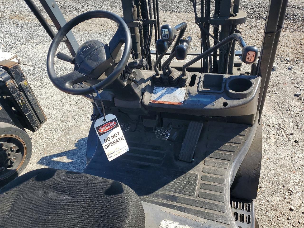 2014 Toyota 2014 Toyota 8FGCU20 Forklift