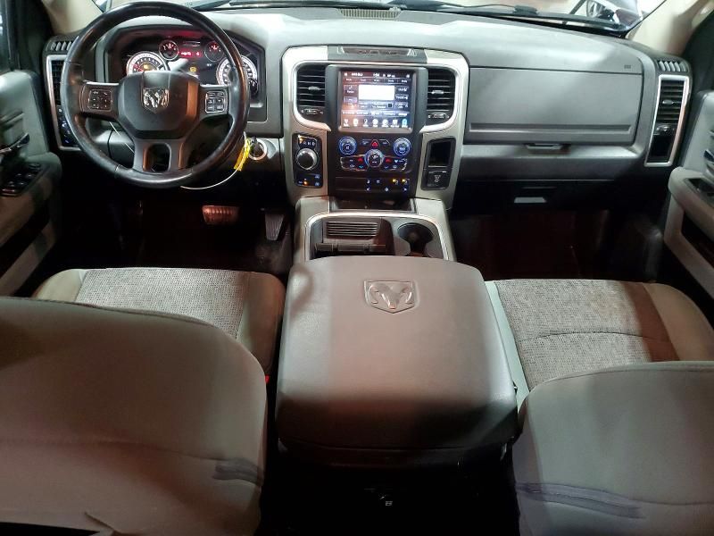 2017 Dodge Ram 1500 slt