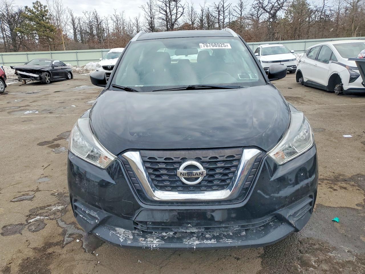 2019 Nissan Kicks s