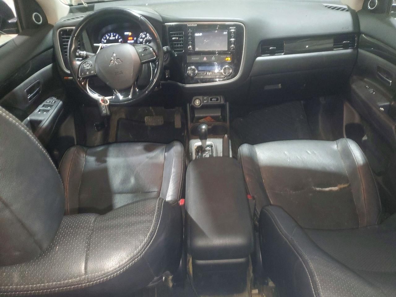 2016 Mitsubishi Outlander se