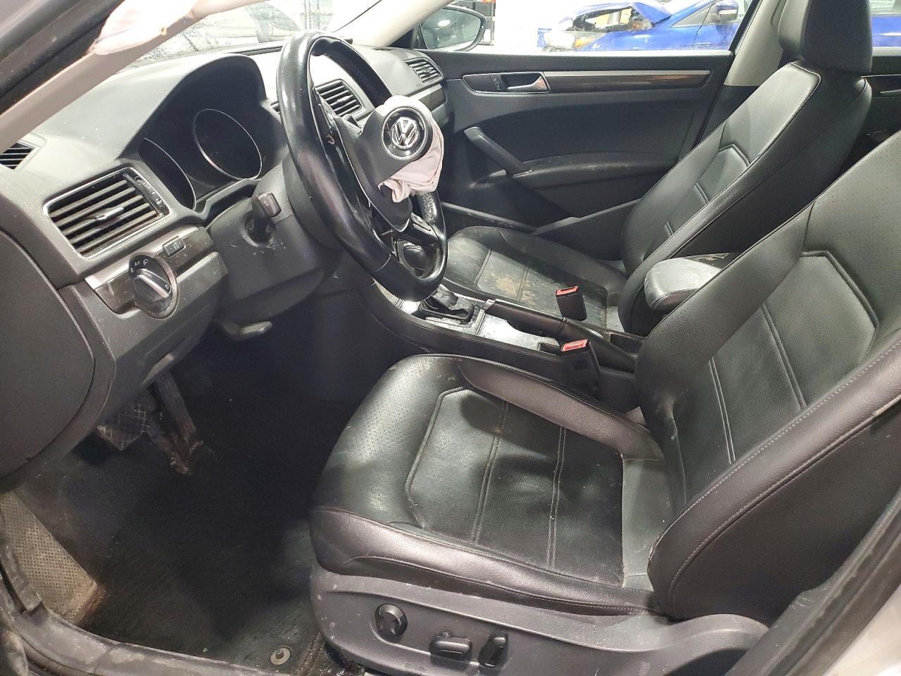 2016 Volkswagen Passat se