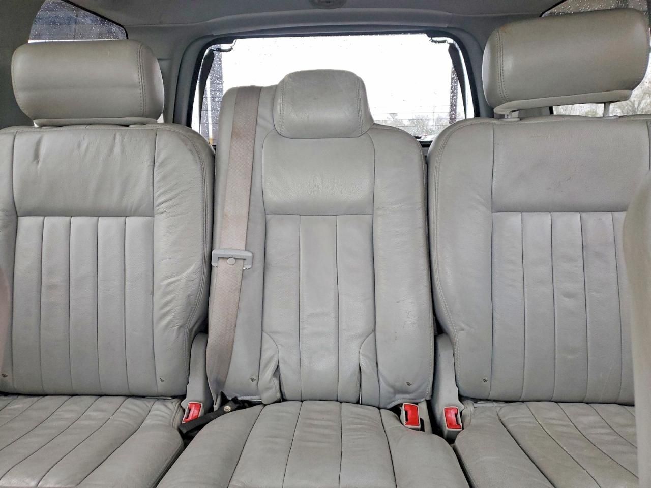 2004 Lincoln Navigator