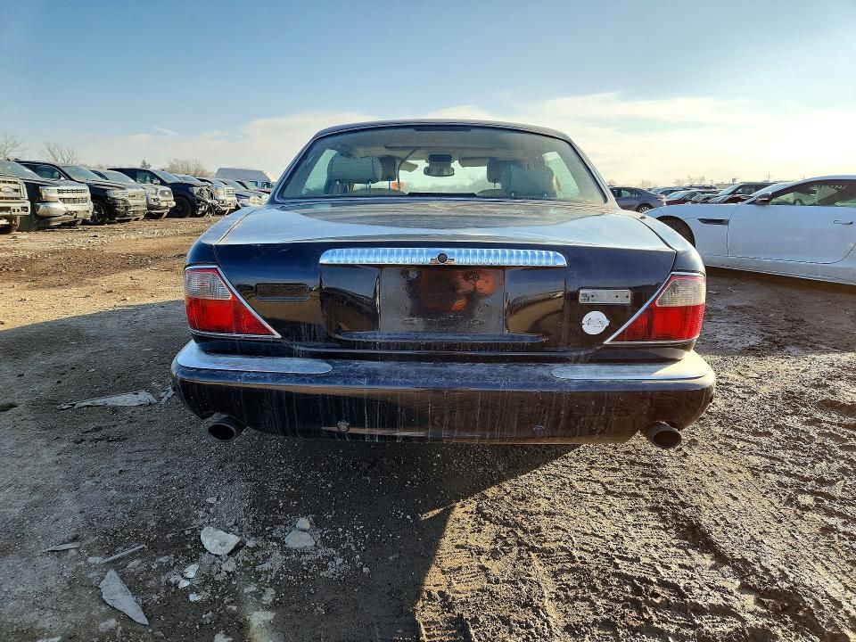 2002 Jaguar Vandenplas