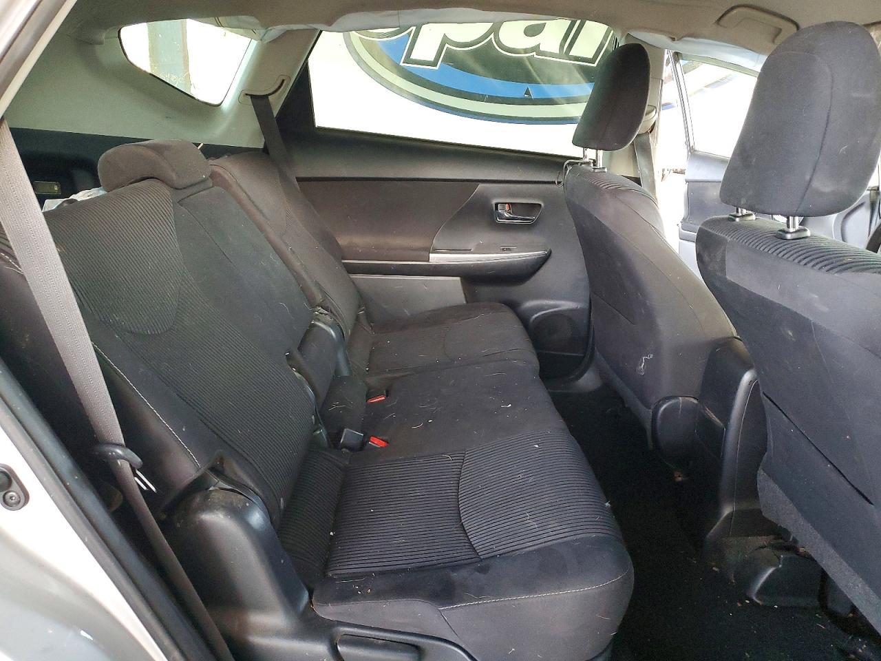 2015 Toyota Prius v