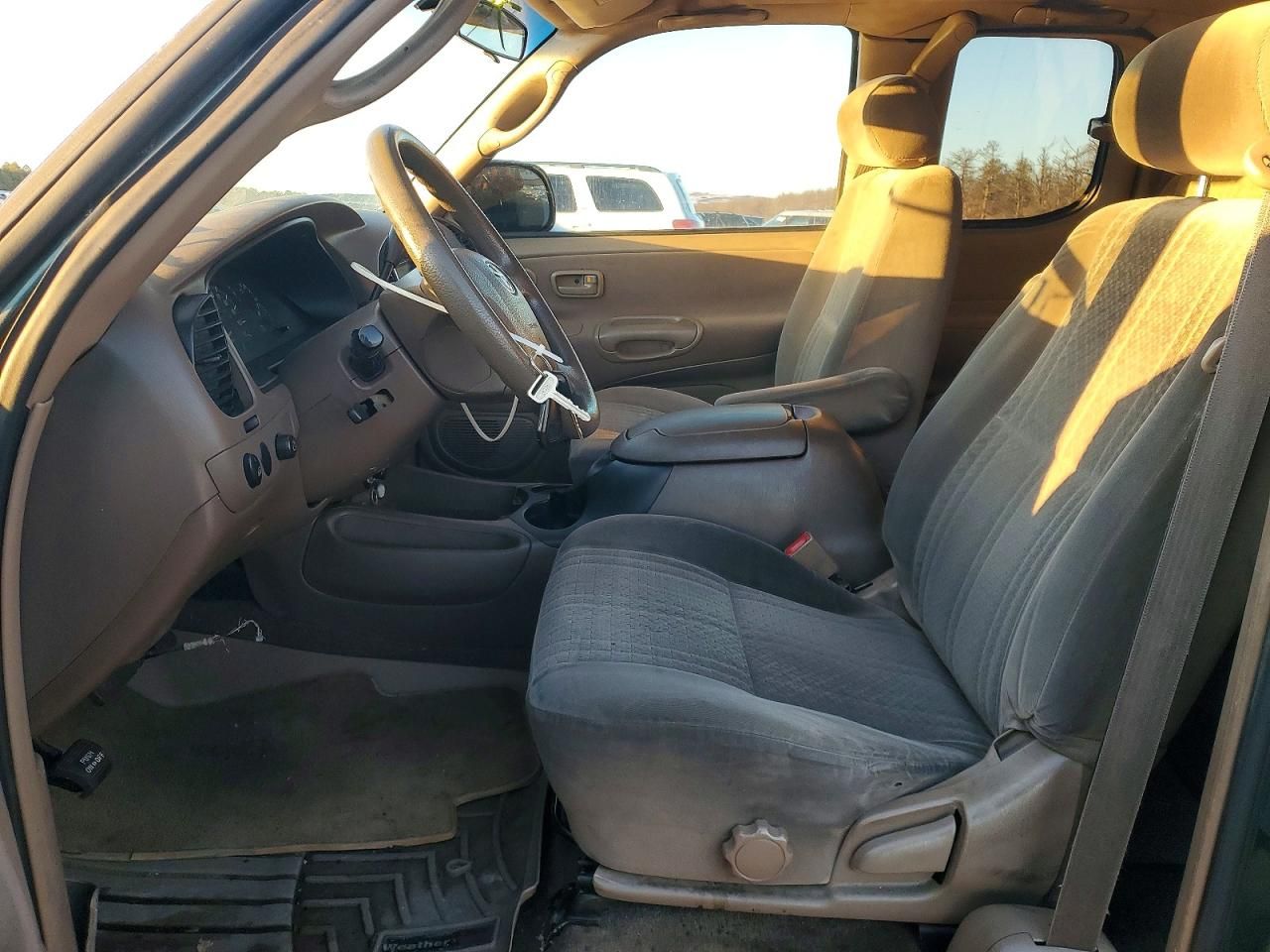 2003 Toyota Tundra Access cab SR5