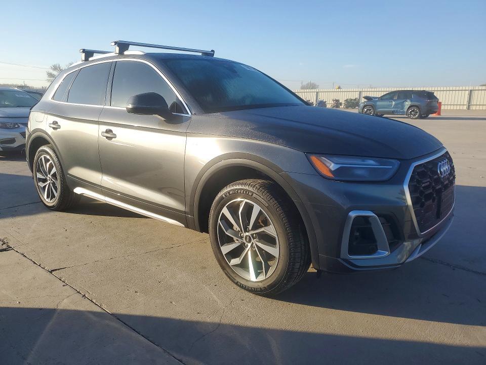 2022 Audi Q5 Premium Plus 45