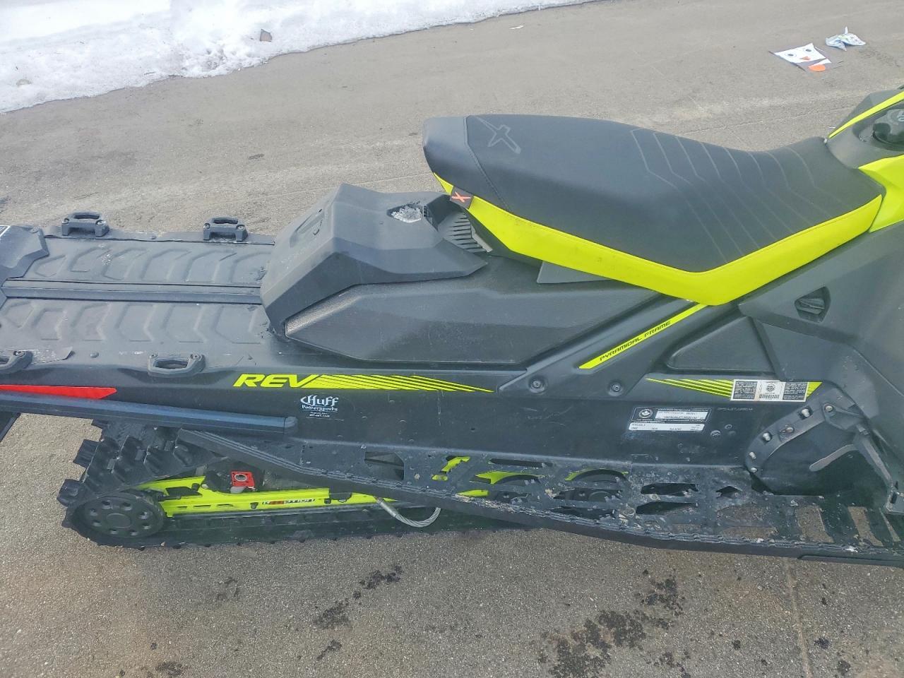 2018 Skidoo 2018 Skidoo REV