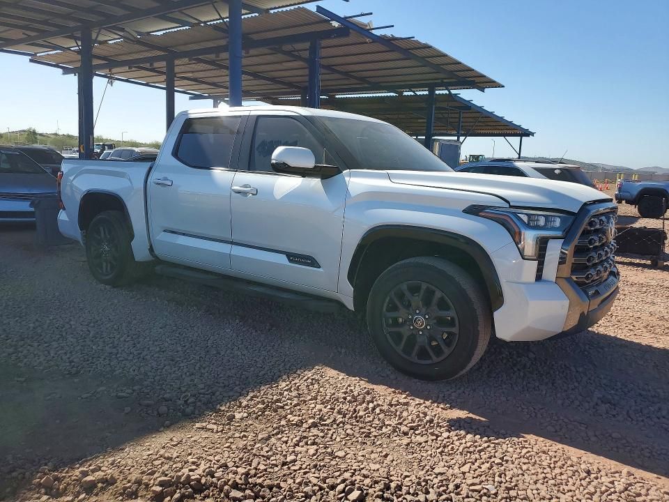 2022 Toyota Tundra Crewmax Platinum