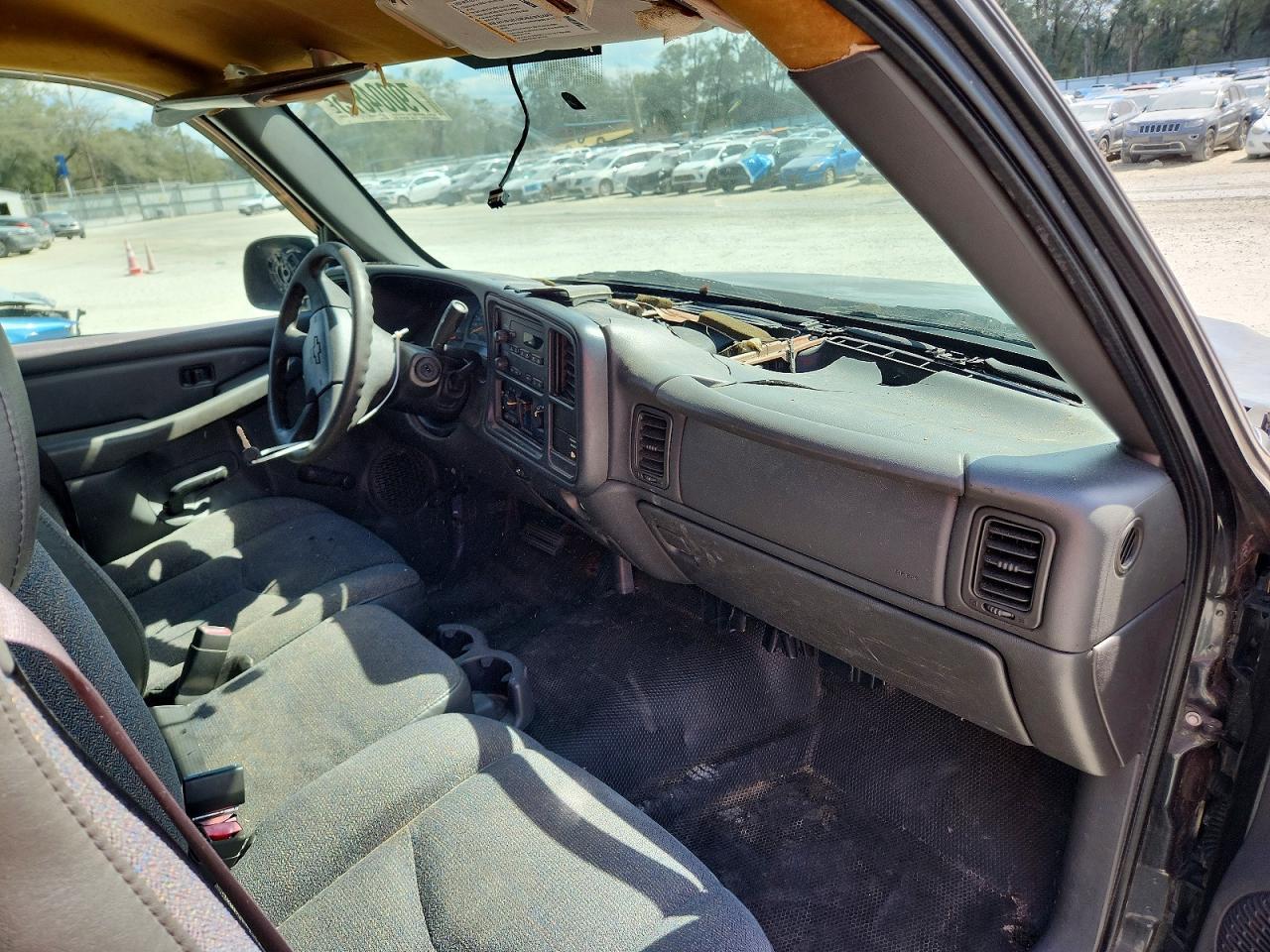2004 Chevrolet Silverado C1500