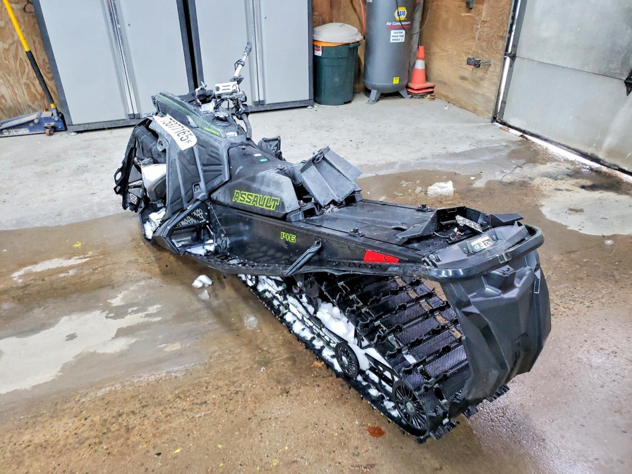 2024 Polaris 840 CC