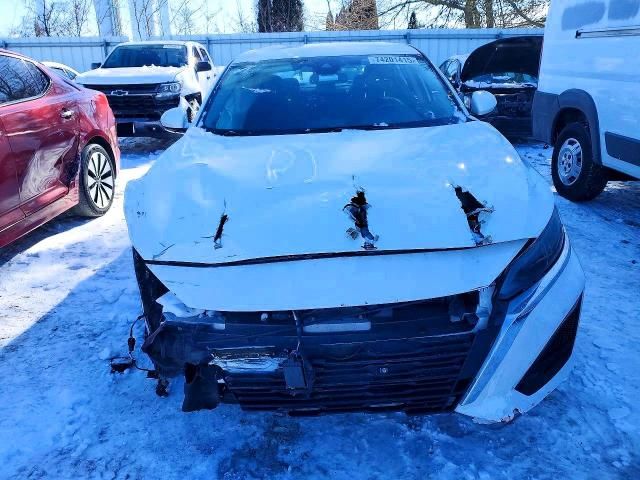 2023 Nissan Altima s