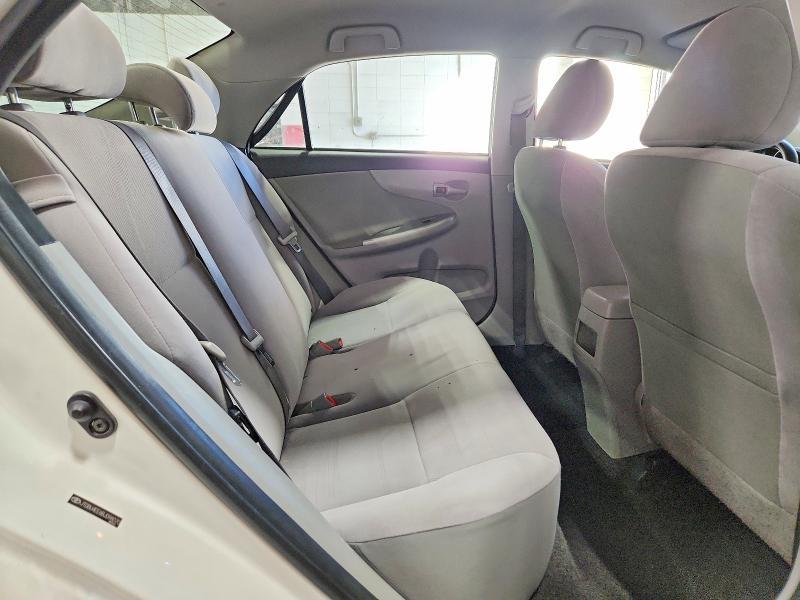 2011 Toyota Corolla le