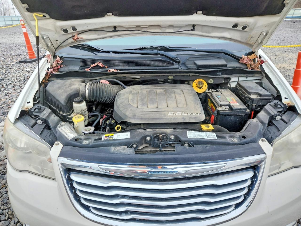 2013 Chrysler Town & Country Touring