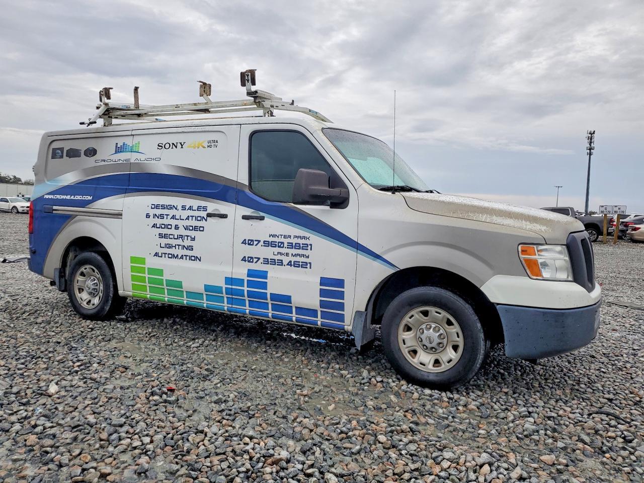 2017 Nissan NV 2500 Utility / Service Van