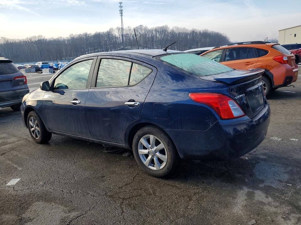 2012 Nissan Versa s
