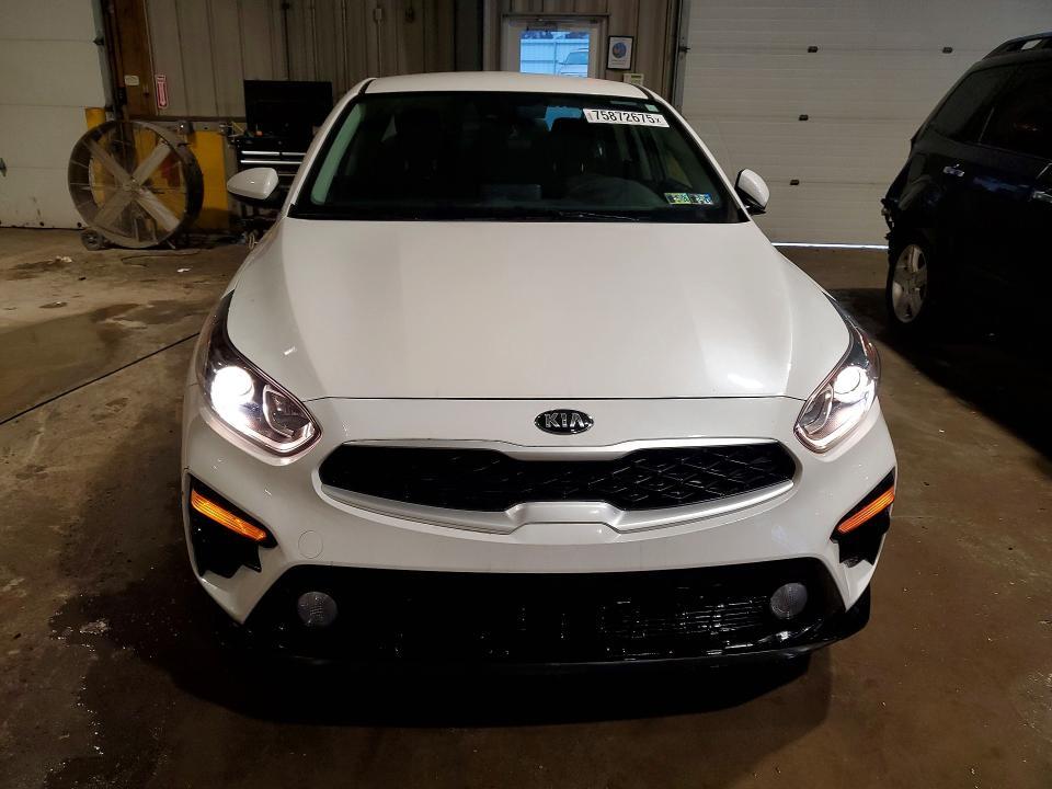 2021 KIA Forte fe