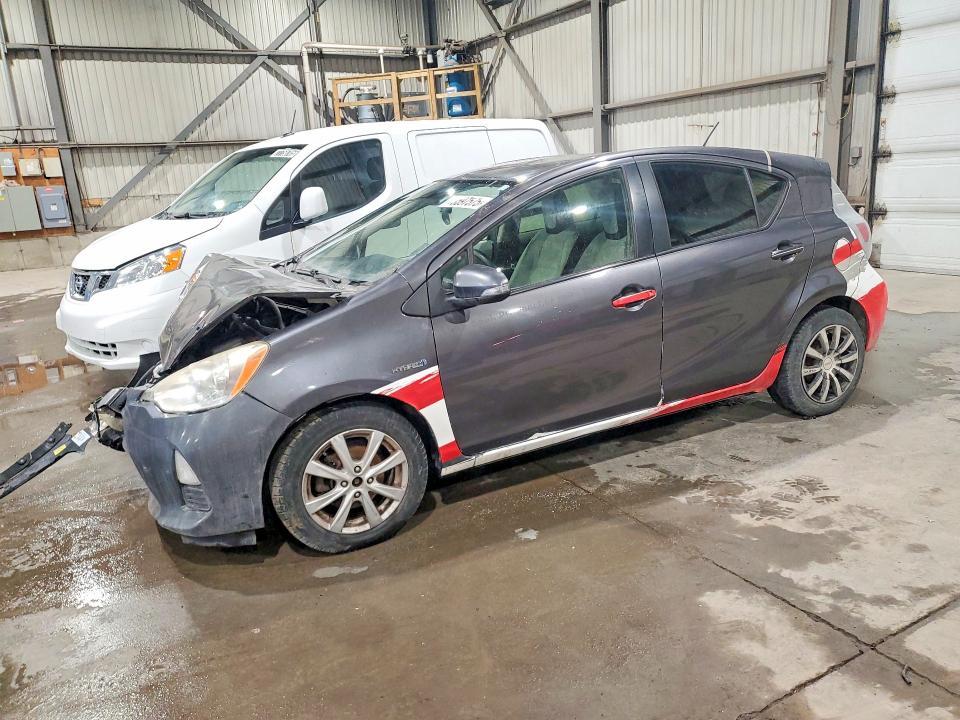 2013 Toyota Prius c