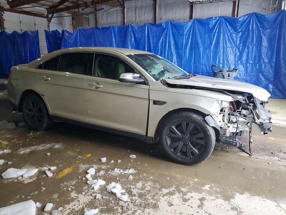 2010 Ford Taurus SEL