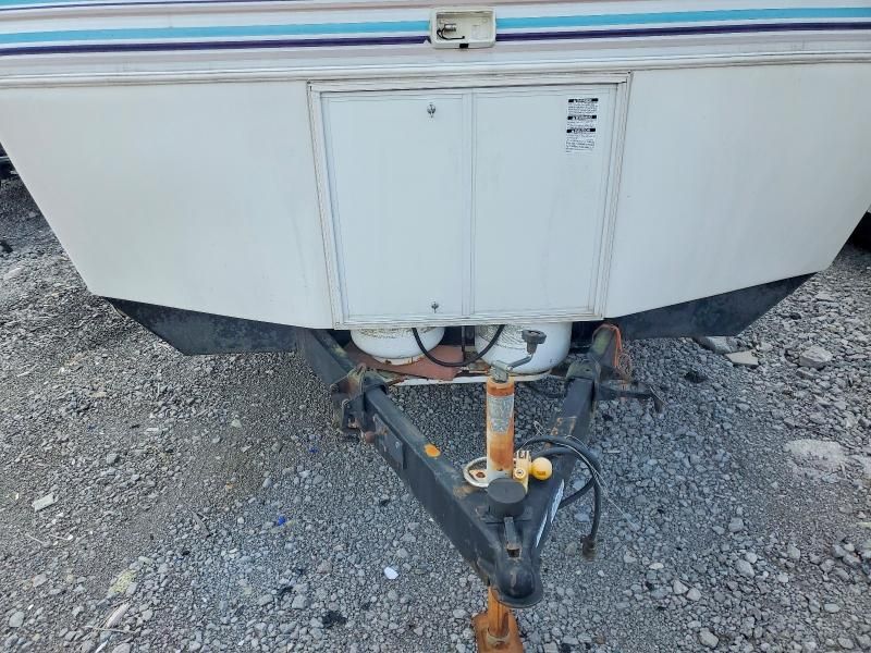 2003 Hy-Line 35-Camper