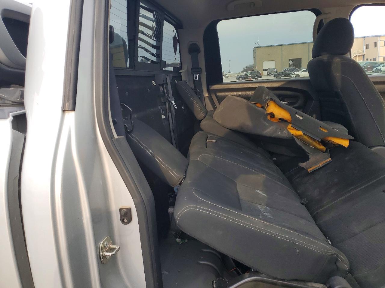 2016 Nissan Titan XD SL