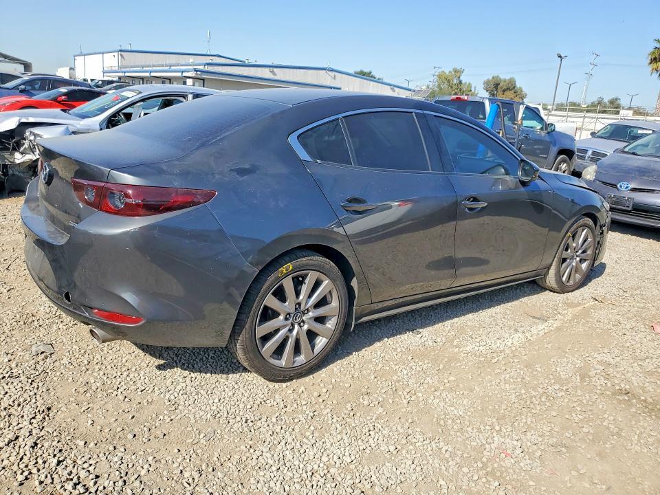 2021 Mazda 3 Select