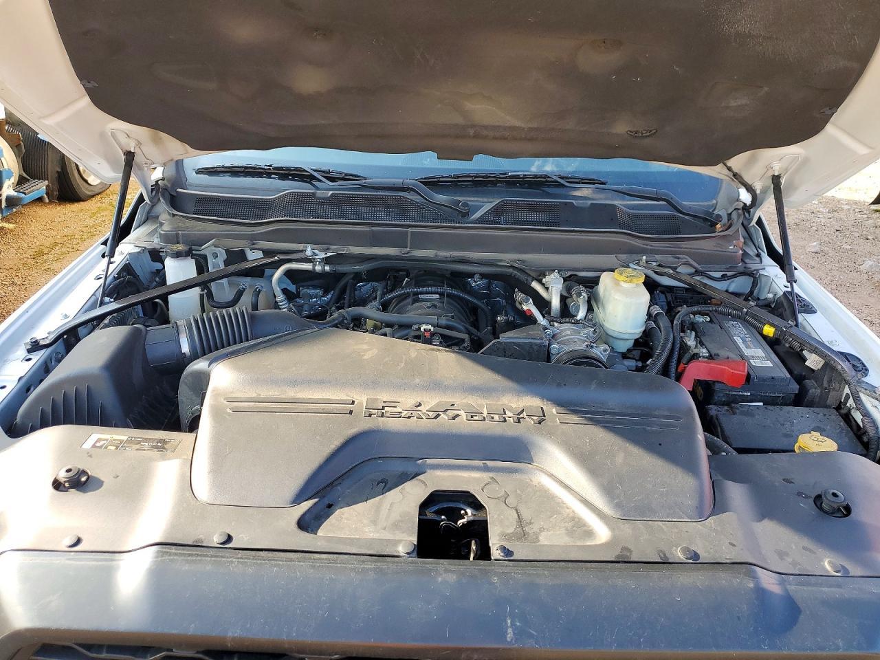 2020 Dodge RAM 5500 Refrigerated BOX Truck