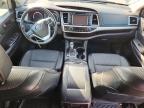 2018 Toyota Highlander le Plus