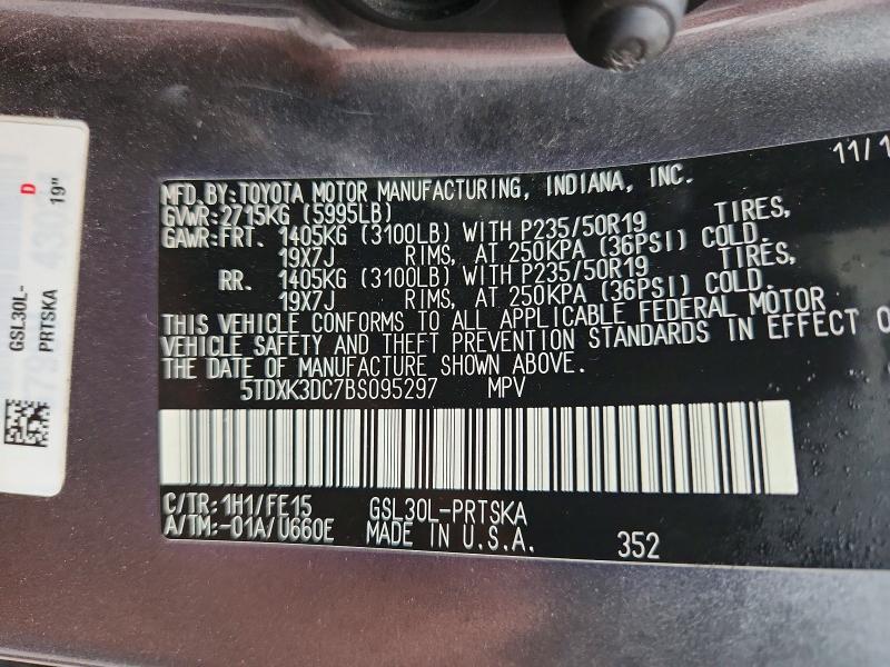 2011 Toyota Sienna Sport