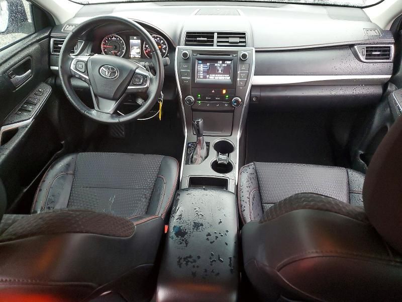 2015 Toyota Camry le