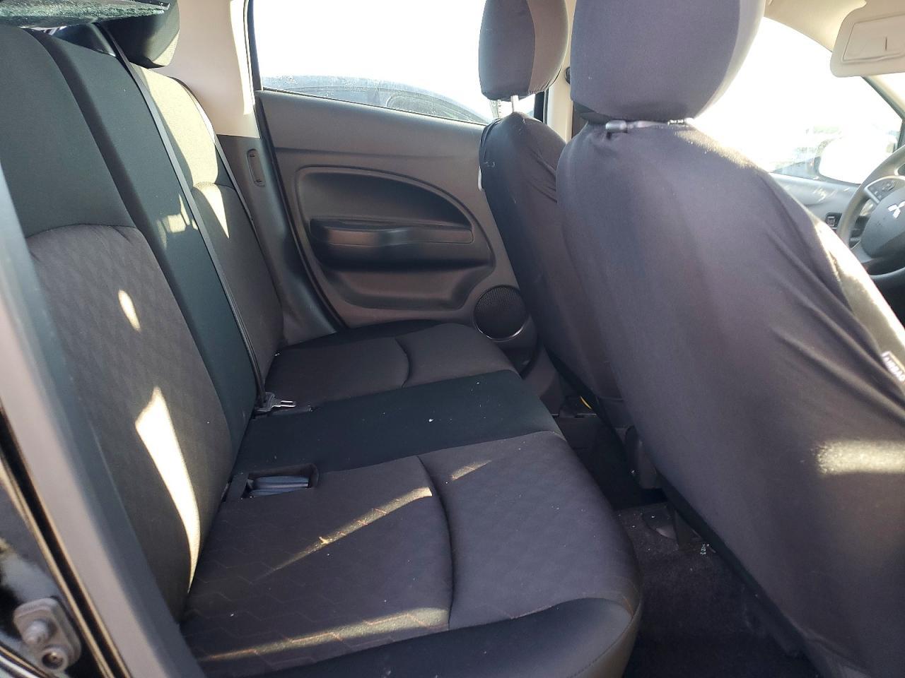 2024 Mitsubishi Mirage es