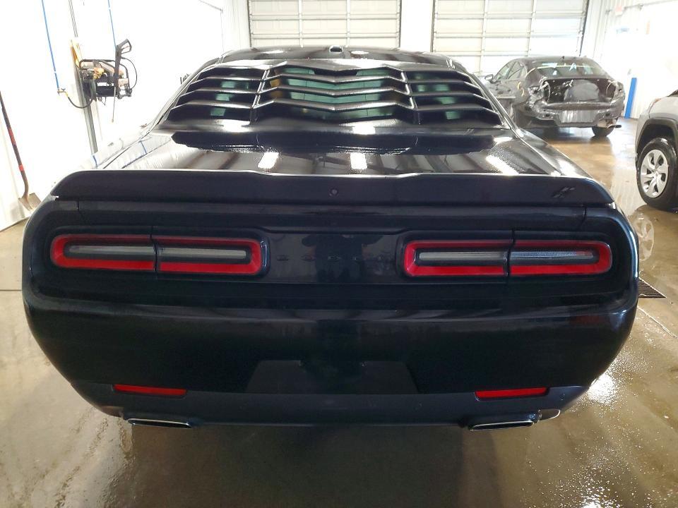 2021 Dodge Challenger sxt