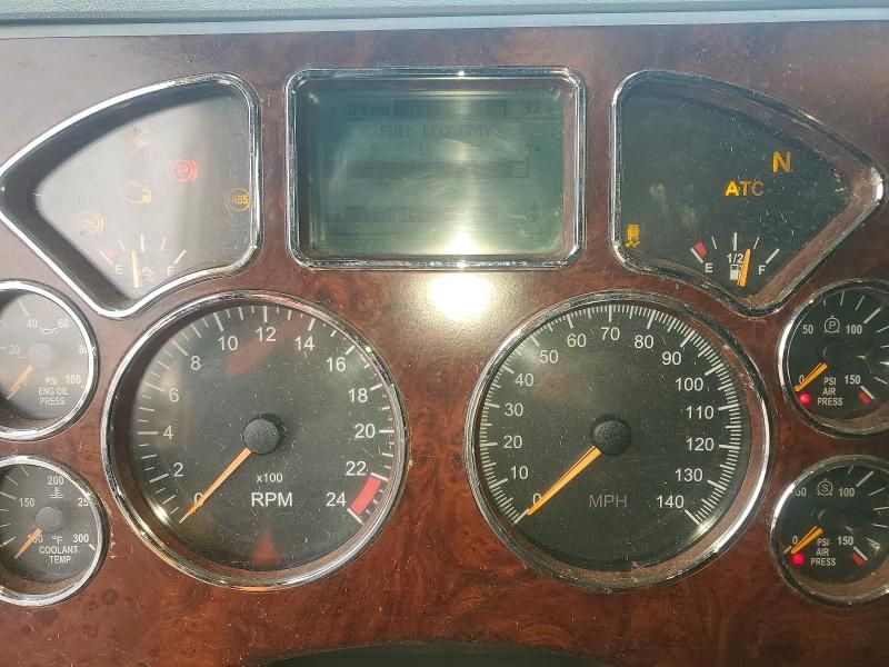 2018 Mack CXU613 Semi Truck