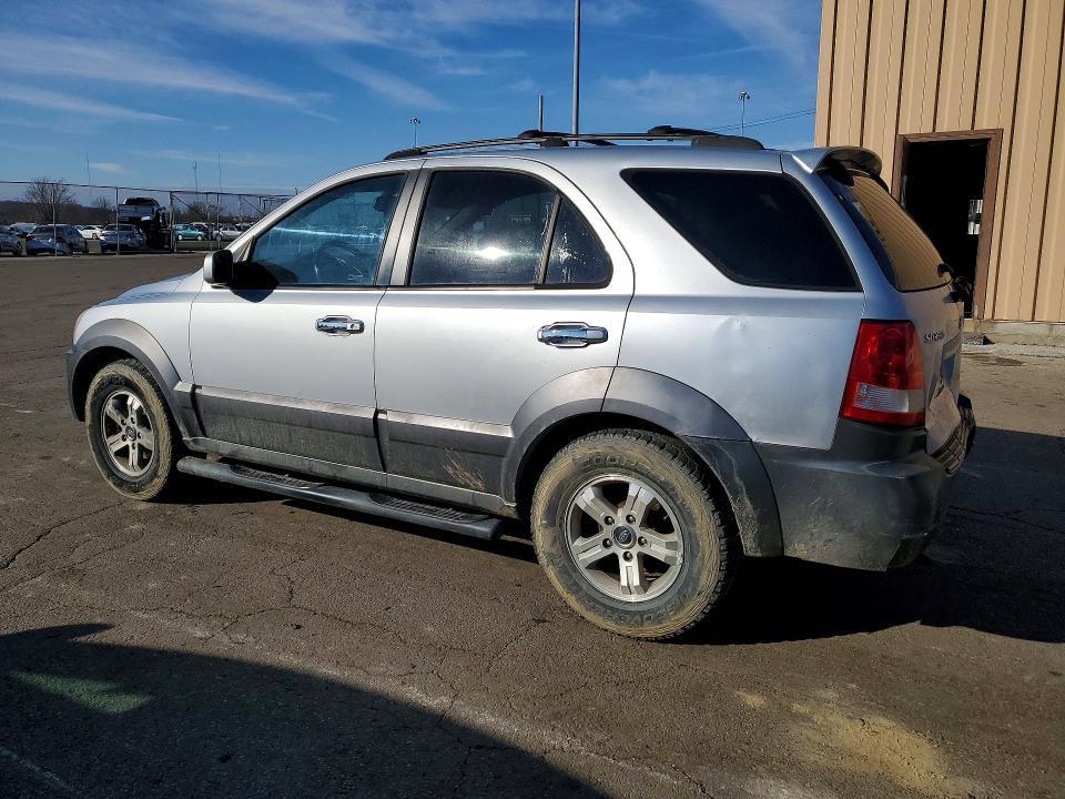 2005 KIA Sorento lx