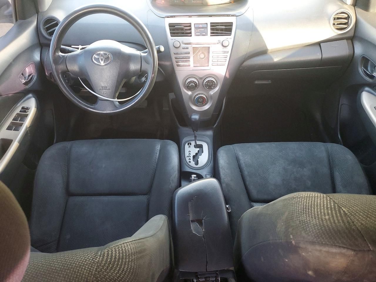 2010 Toyota Yaris