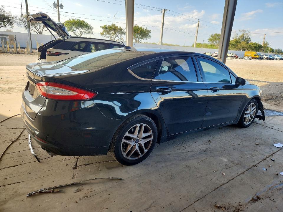 2016 Ford Fusion se