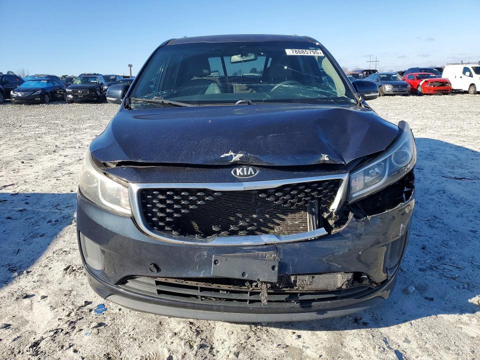 2016 KIA Sedona lx
