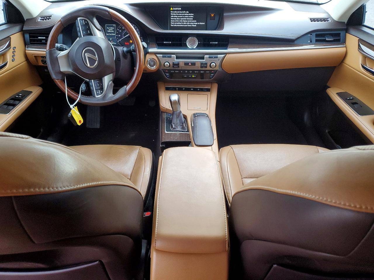2016 Lexus ES