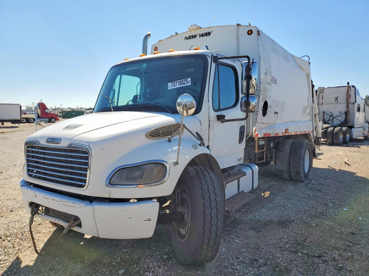 2009 Freightliner Business Class M2 Refuse Truck