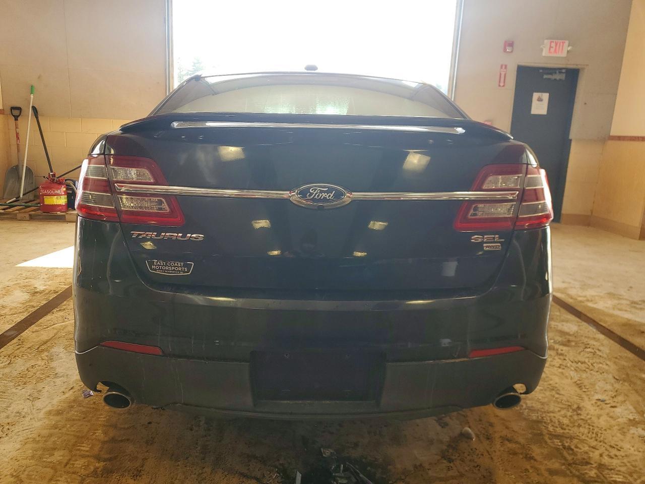 2014 Ford Taurus sel