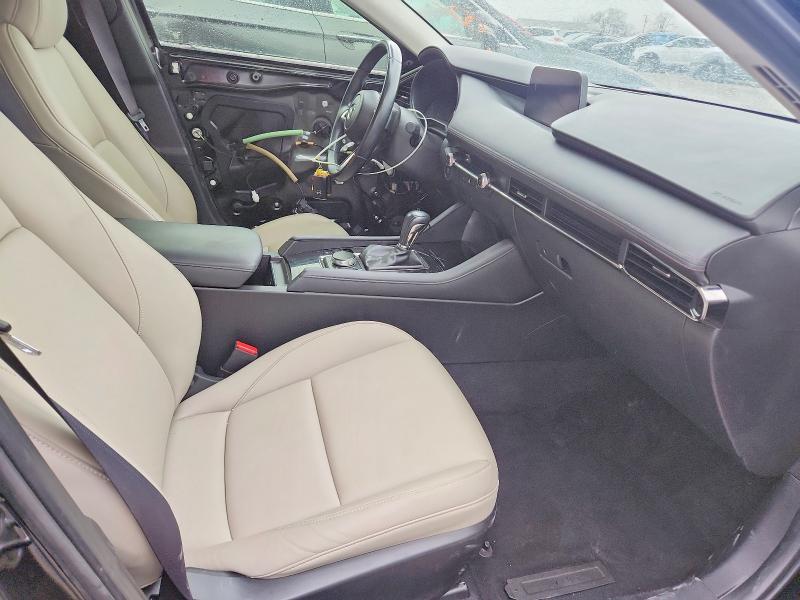 2019 Mazda 3 Preferred Plus