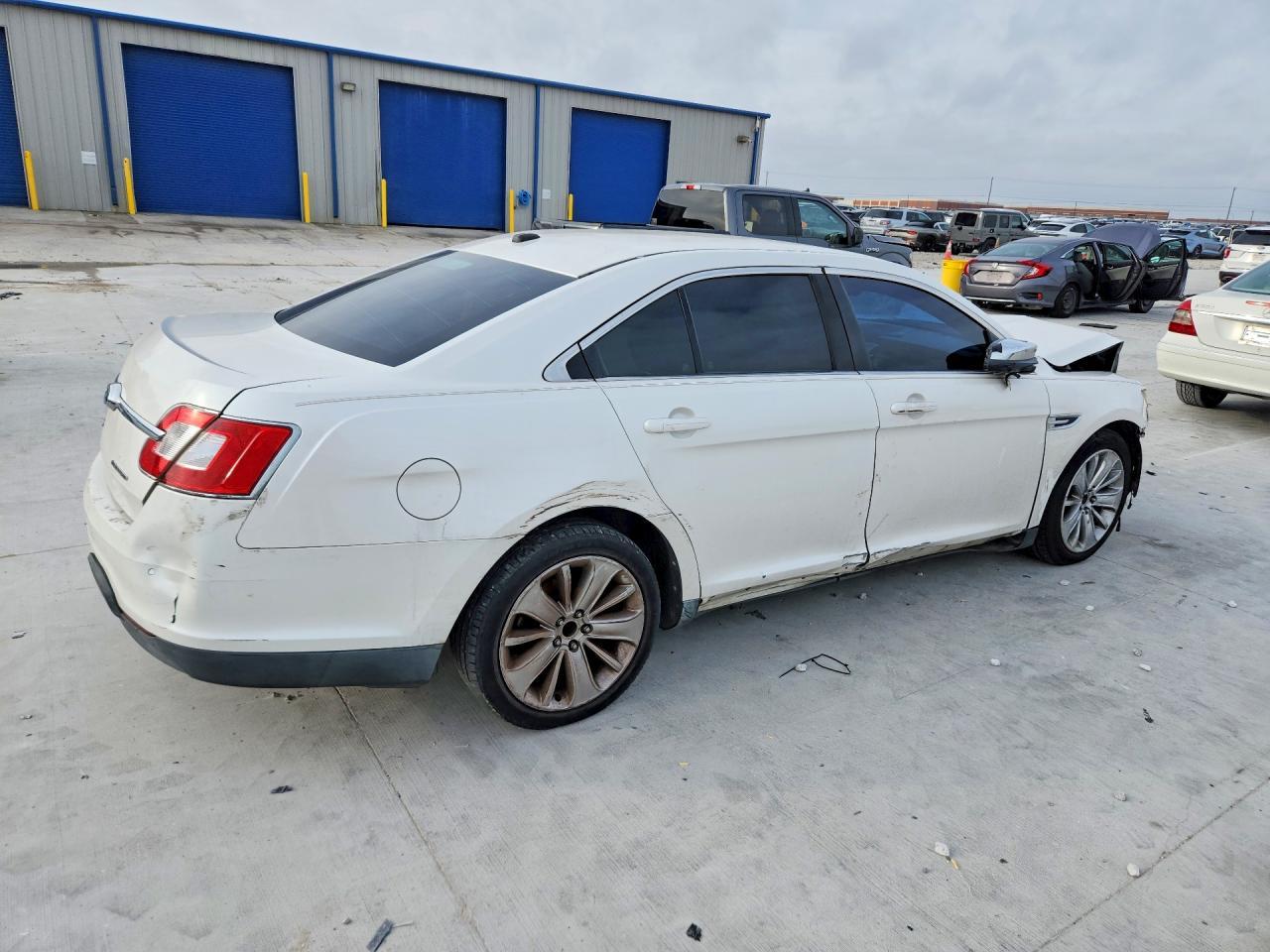 2010 Ford Taurus Limited