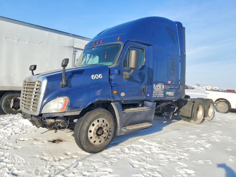 2016 Freigliner 2016 Freightliner Cascadia 125 Semi Truck
