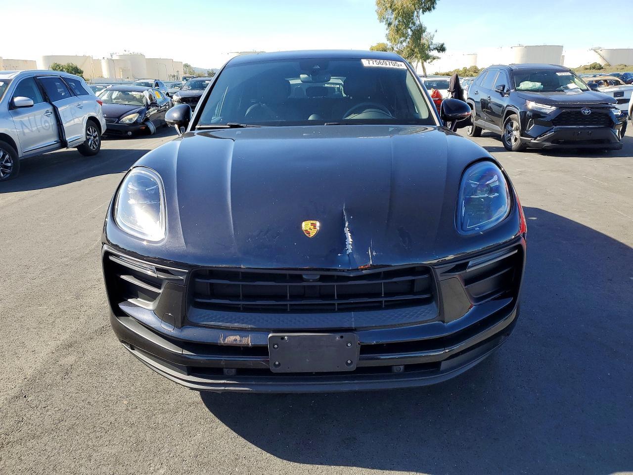2022 Porsche Macan
