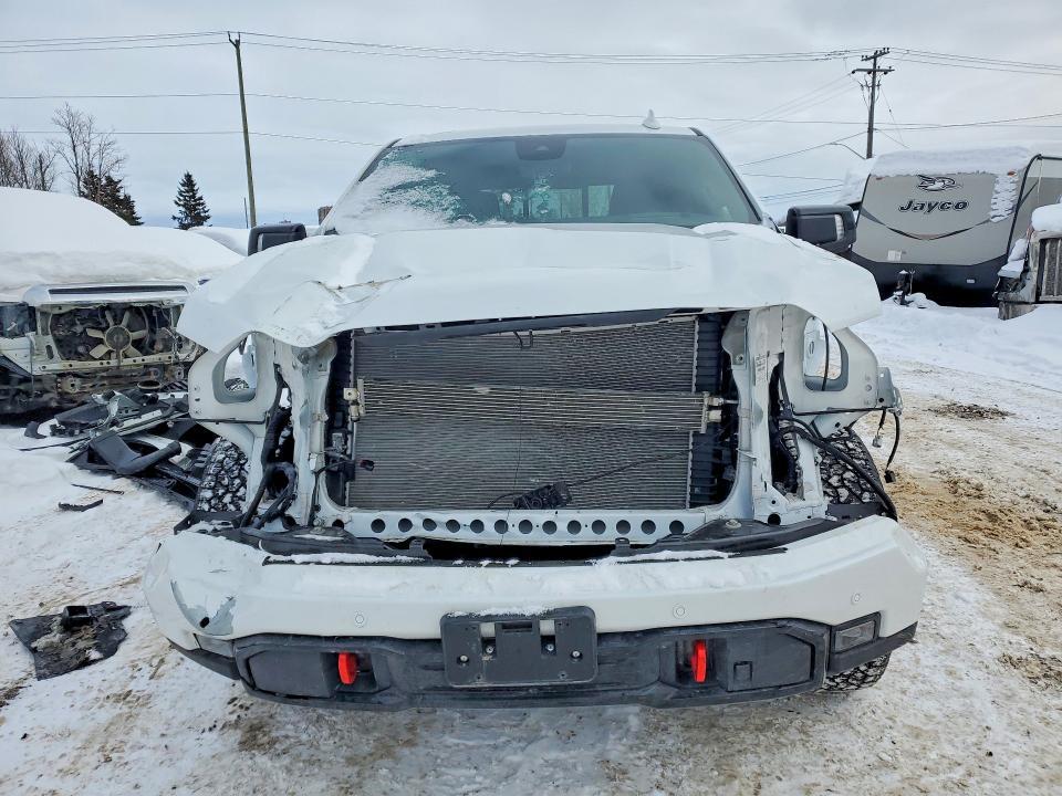 2025 GMC Sierra K1500 AT4