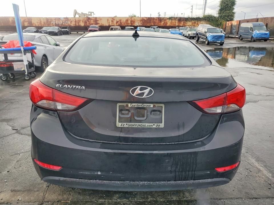 2016 Hyundai Elantra se