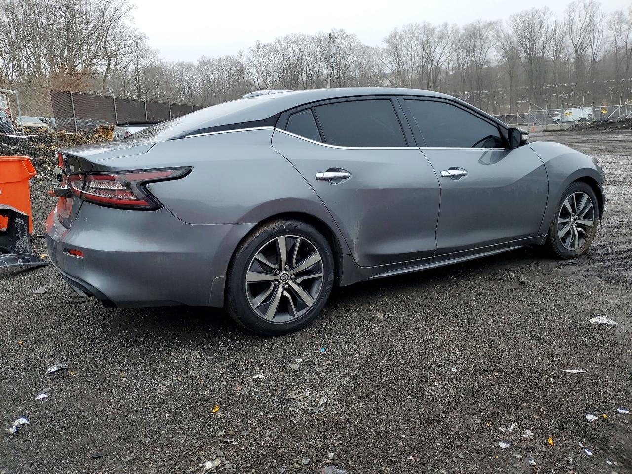 2019 Nissan Maxima s
